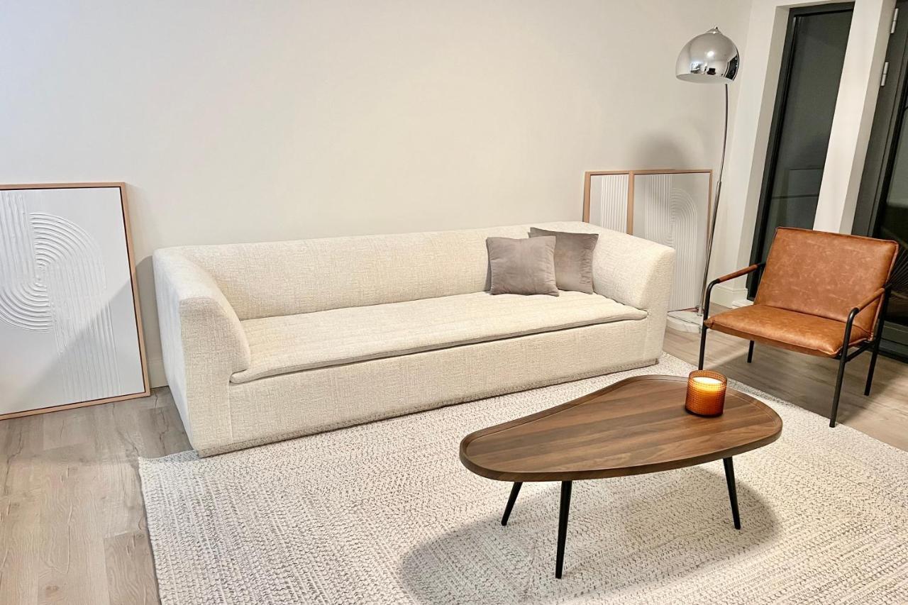 Modern 2 Bed Furnished Apartment In Quincy Extérieur photo