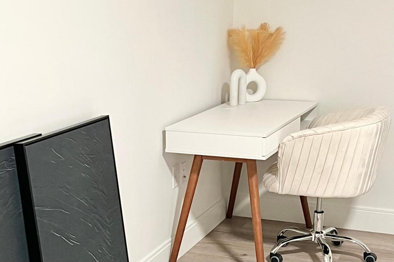 Modern 2 Bed Furnished Apartment In Quincy Extérieur photo