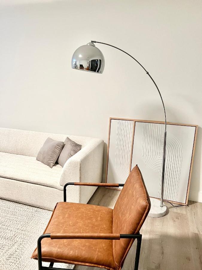 Modern 2 Bed Furnished Apartment In Quincy Extérieur photo